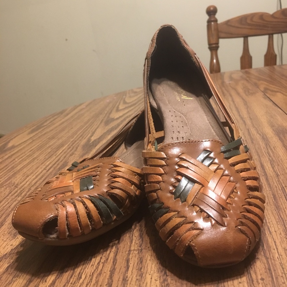 Natural Soul Huarache Sandals